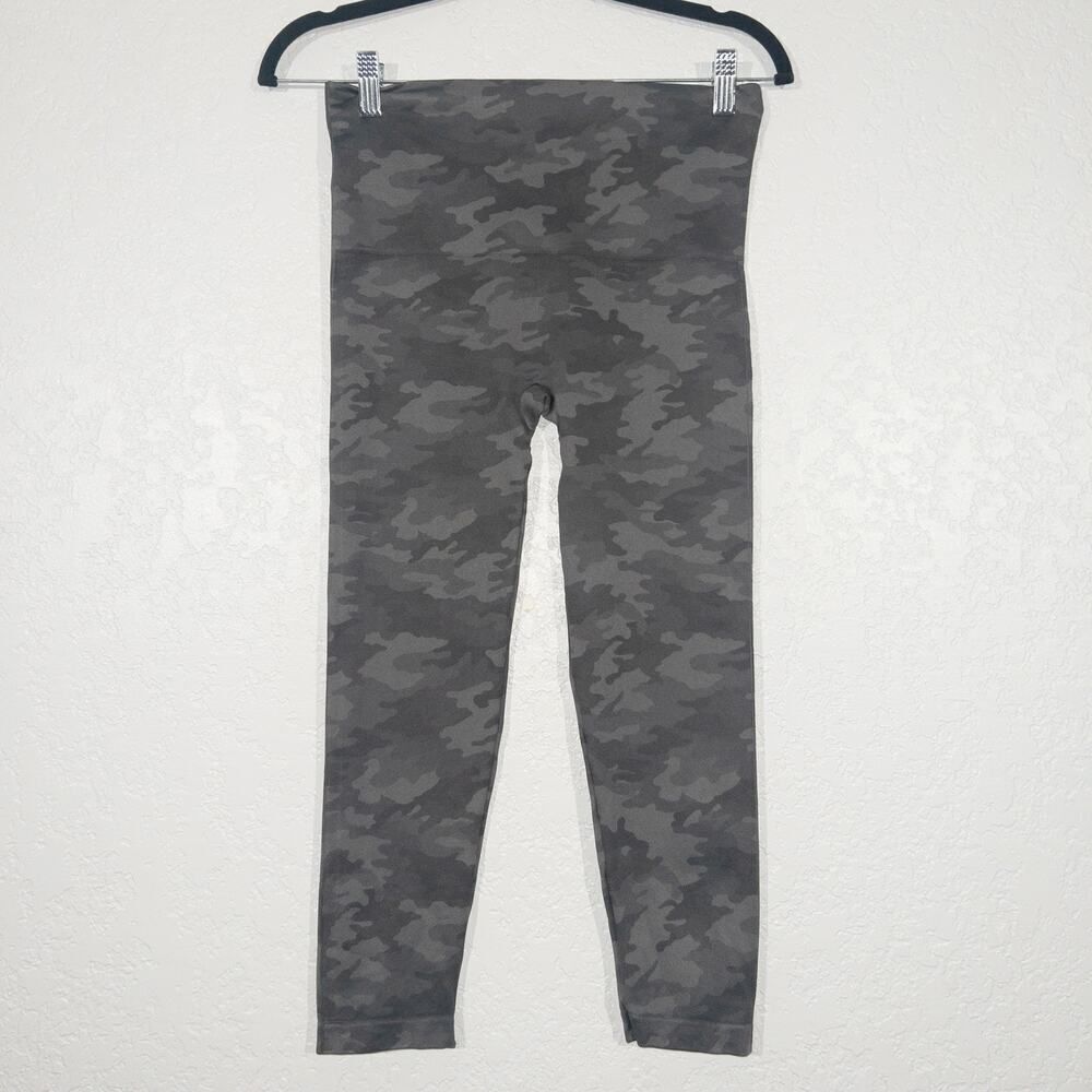 Spanx Gray Seamless Shape Cropped Leggings Size Large